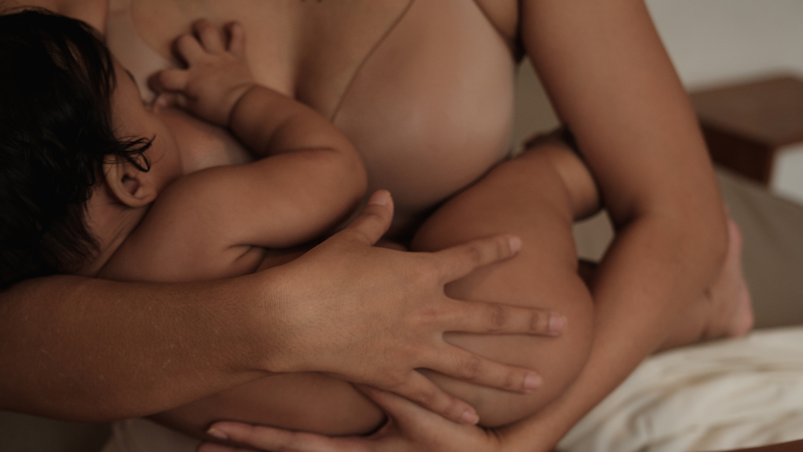 Postpartum breastfeeding nutrition